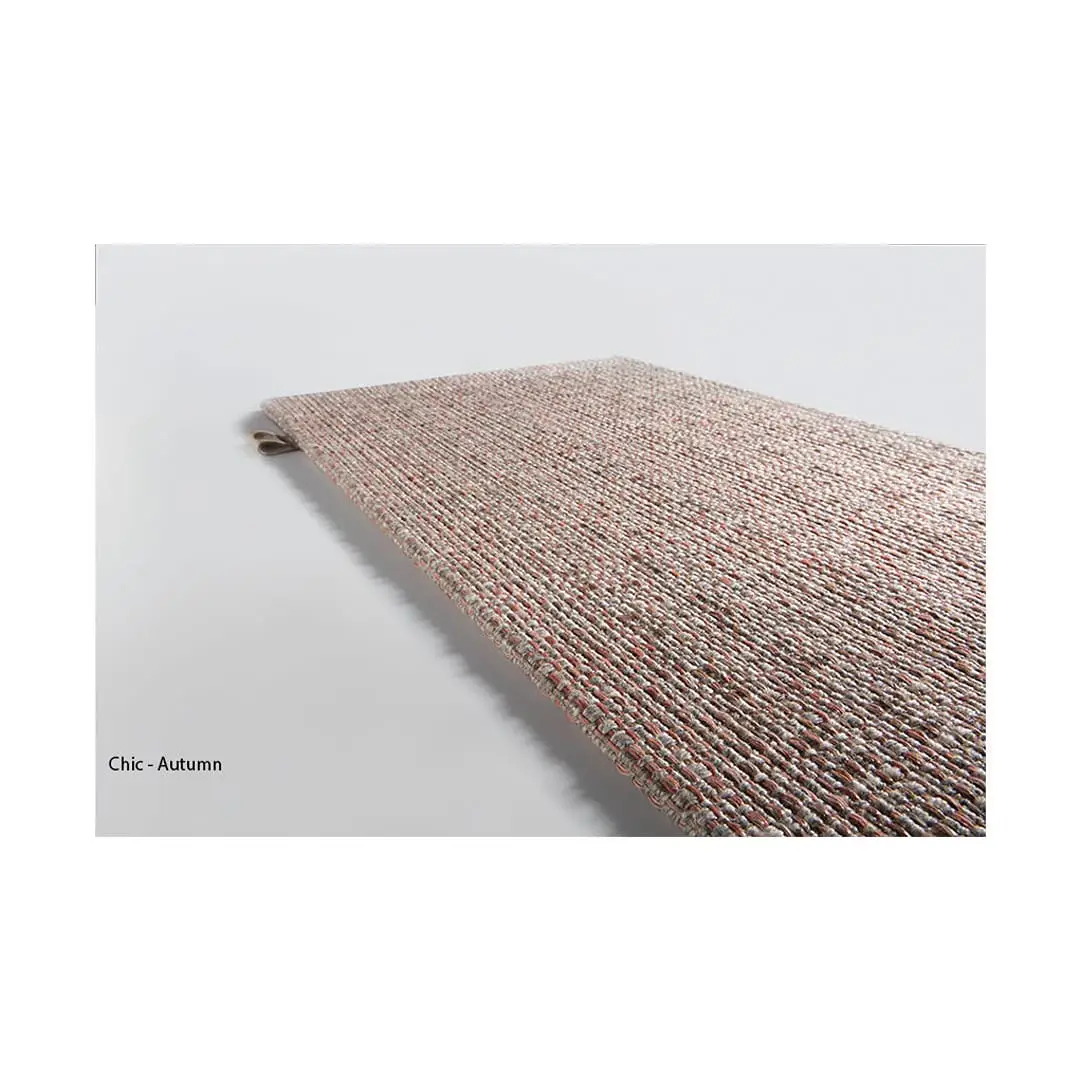 Chic-Autumn-side-view