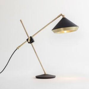Shear table lamp Brass and Black