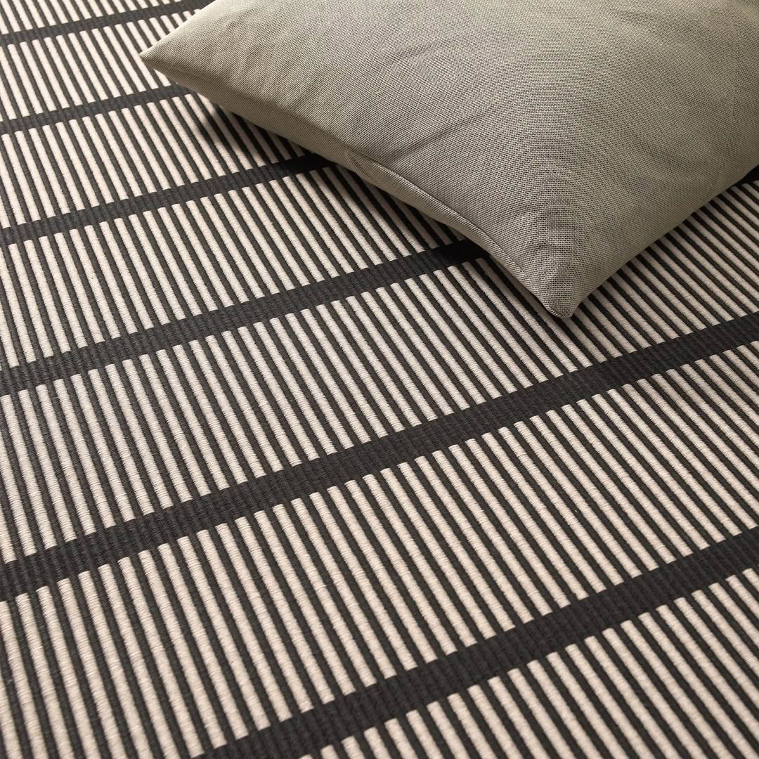 CUT STRIPE RUG - CUSTOM - Image 2