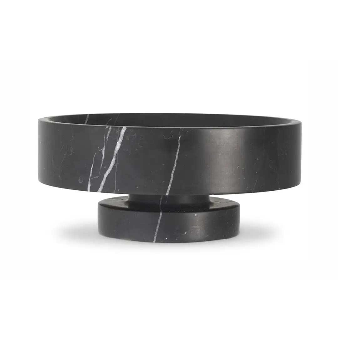 Black marble round platform with white veins