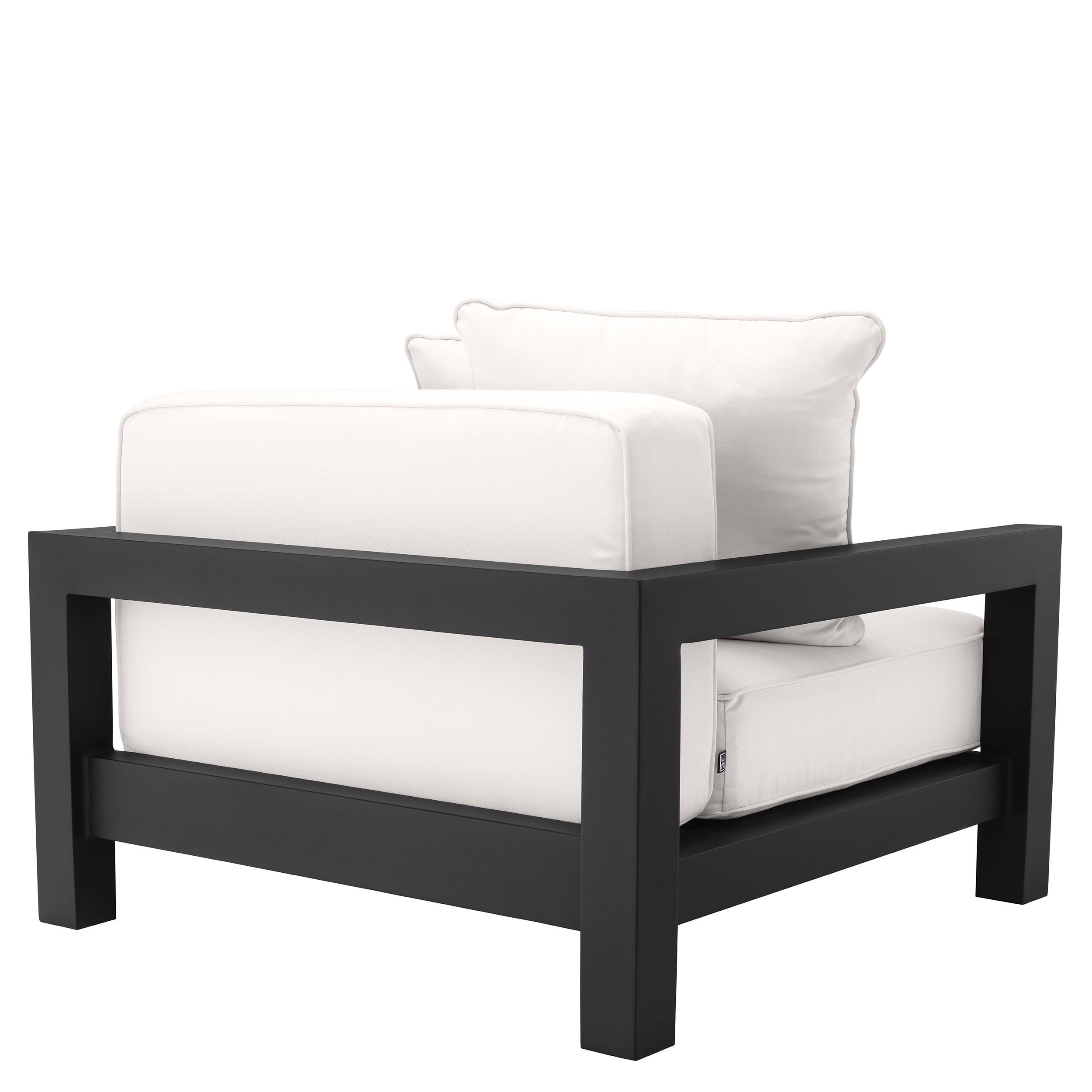 115005_2_1_1 Modern black and white armchair on white background