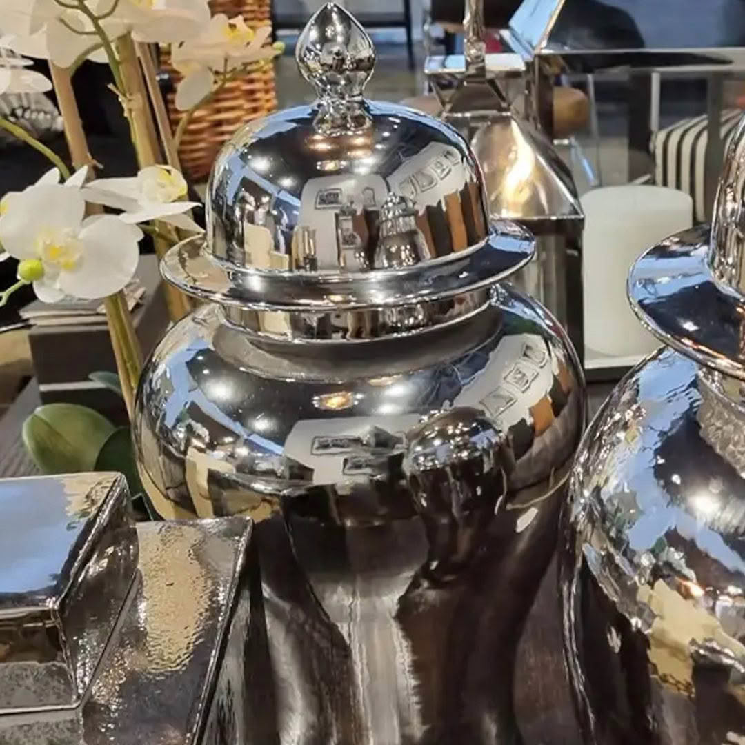 GINGER-JAR-35-SILVER_2 Shiny silver serving dishes with decorative tops