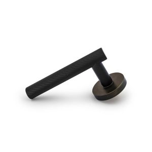 ATELIER DOOR LEVER WITH LATCH - OIL-RUBBED BRONZE
