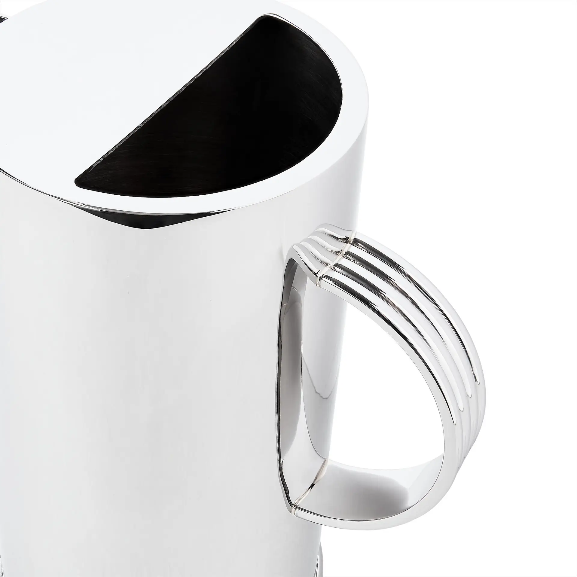 Shiny chrome kettle with sculpted handle