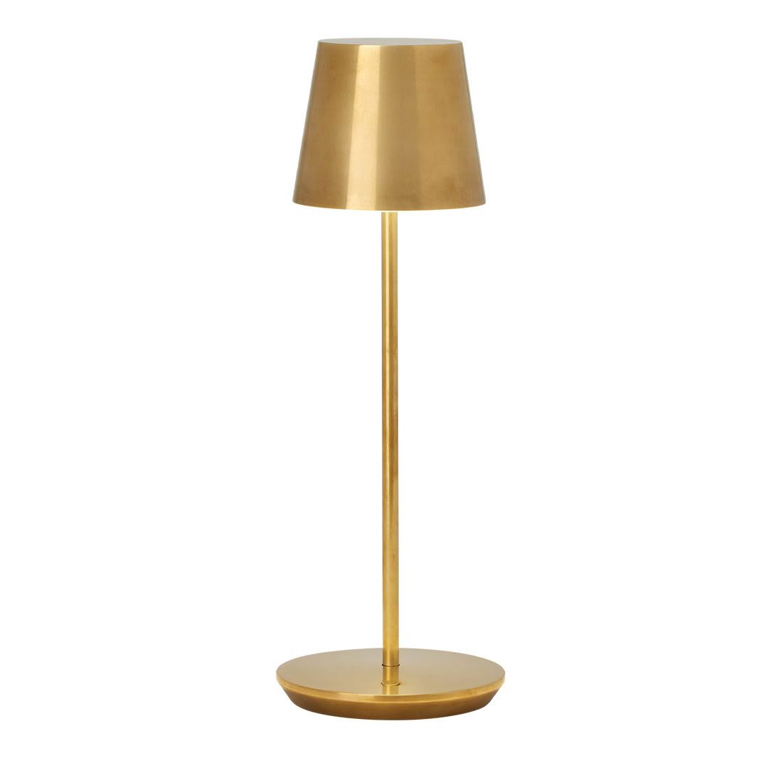 Elegant gold table lamp with sleek design