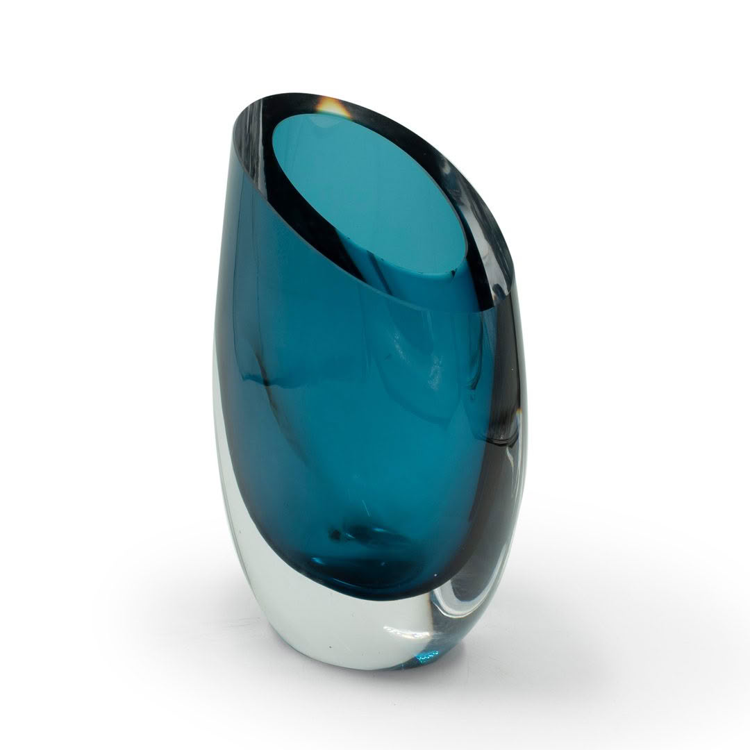 Archie-Vase-small-blue