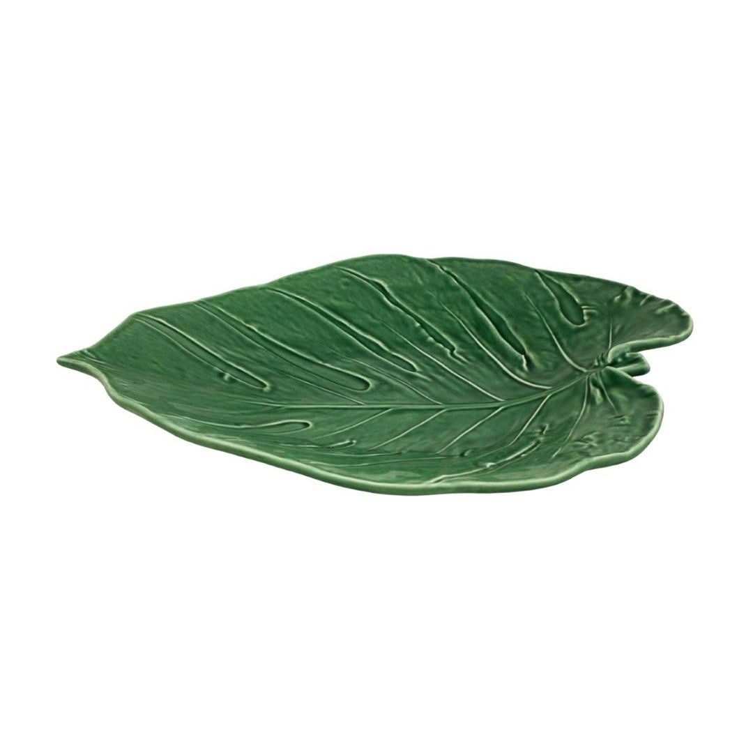 Detailed green leaf-shaped ceramic plate