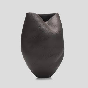 MORPH VASE - CHOCOLATE BRUSH